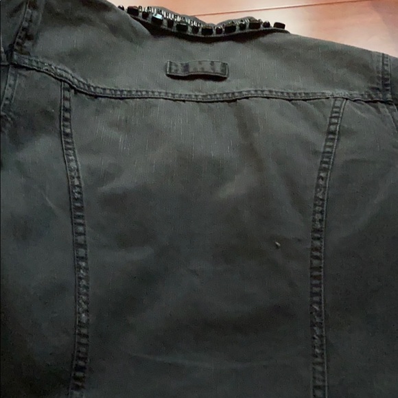 Cabi denim cropped jacket EUC - Picture 6 of 7